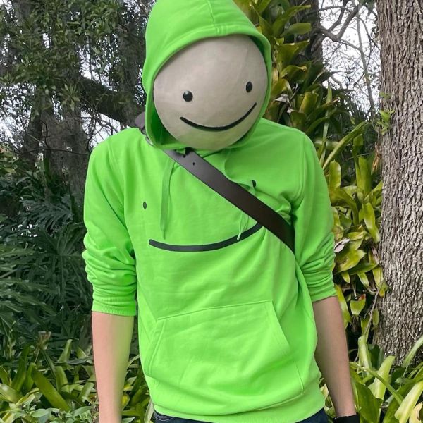 File:Rs 1200x1200-221003044126-1200-youtuber-dream-mask-3213494185.jpg